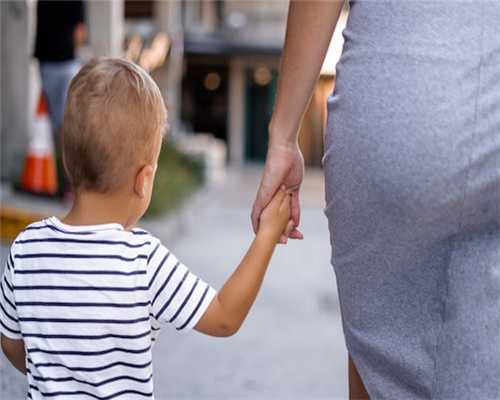 代生小男孩:杭州市妇产科医院（杭州市妇幼保健院）试管婴儿移植